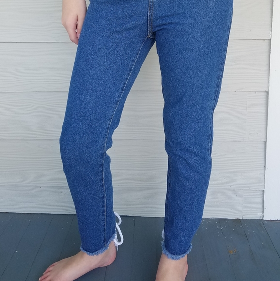 Prettylittlethings Denim Jeans, Raw Edge Ankle, Lace Up Calf, High Rise, Sz 4 - Picture 6 of 16